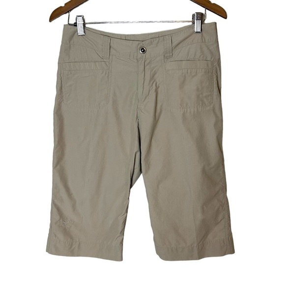 ARC’TERYX Women’s Lightweight Bermuda Hiking Short Size 4 Gorpcore - Picture 2 of 13